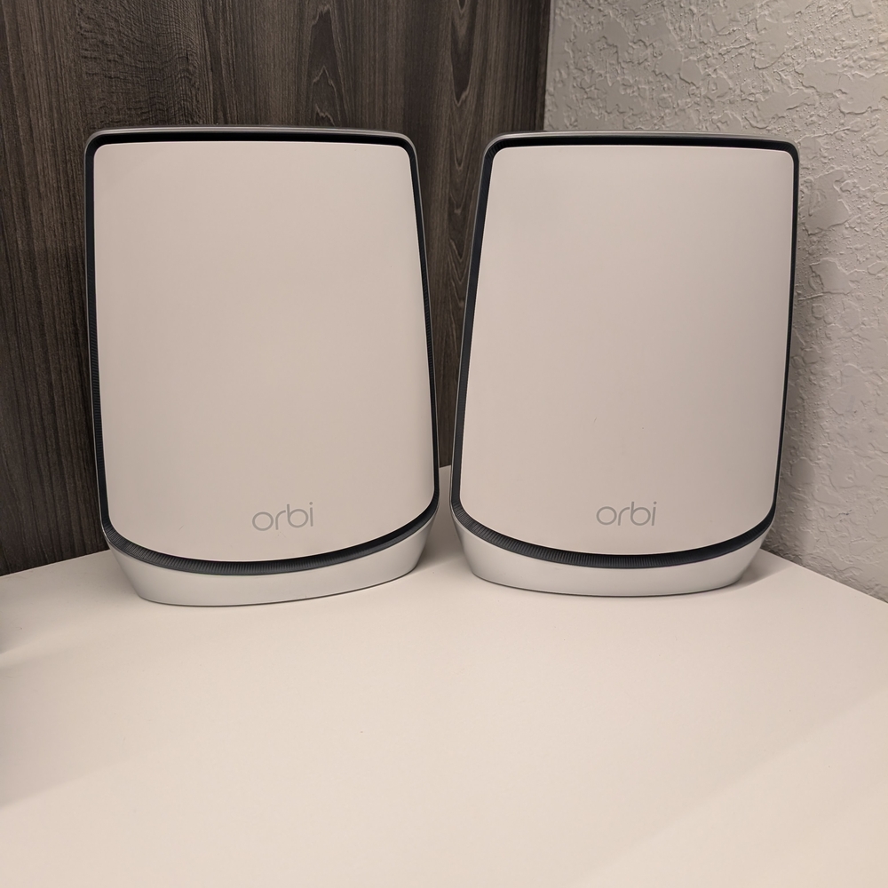 White Mesh WiFi System